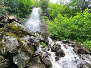Read more about the article Starefossen – a forgotten waterfall enroute to Mt Fløyen