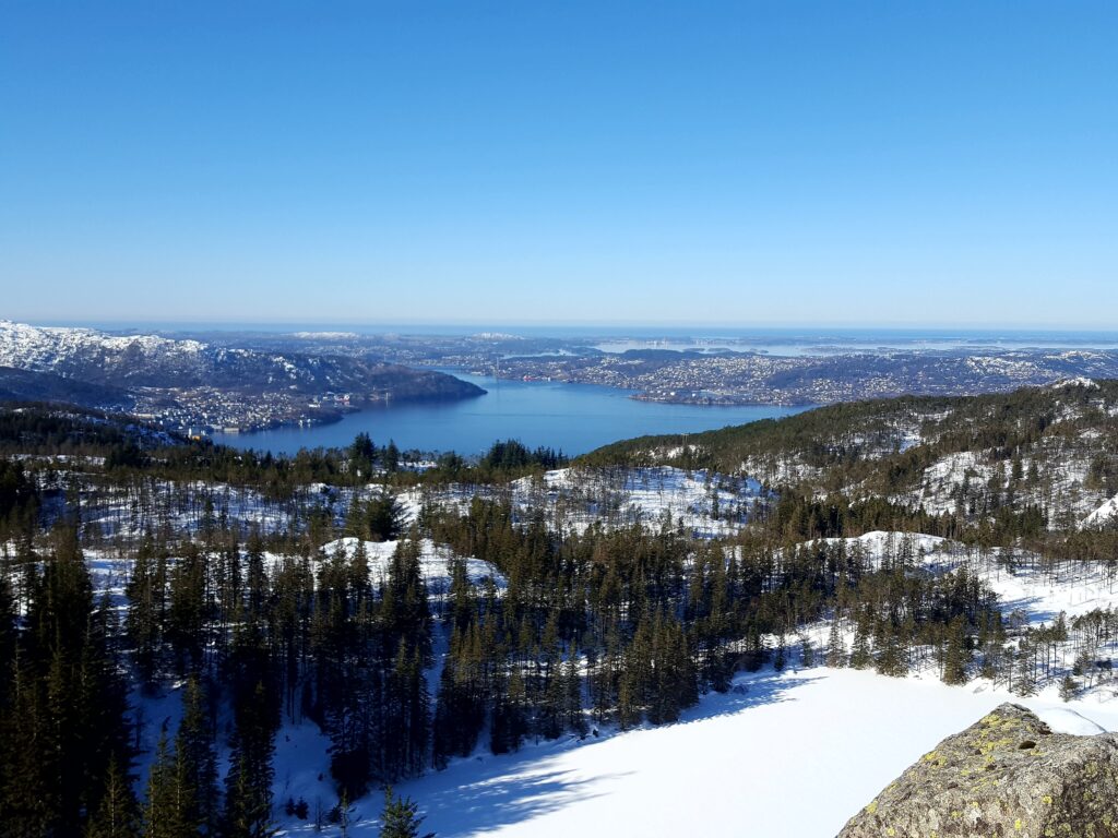 På ski i Bergen, Fløyen, Rundemanen, Lysløypen, Skiing, Norway, snow, snø