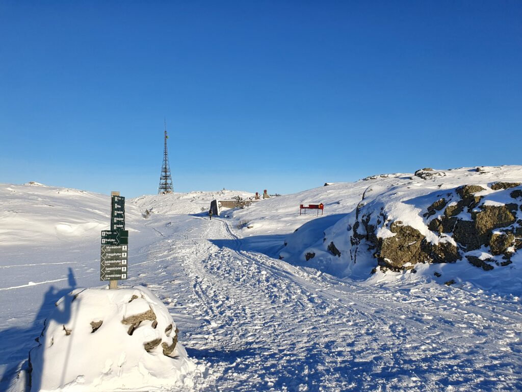 På ski i Bergen, Fløyen, Rundemanen, Lysløypen, Skiing, Norway, snow, snø