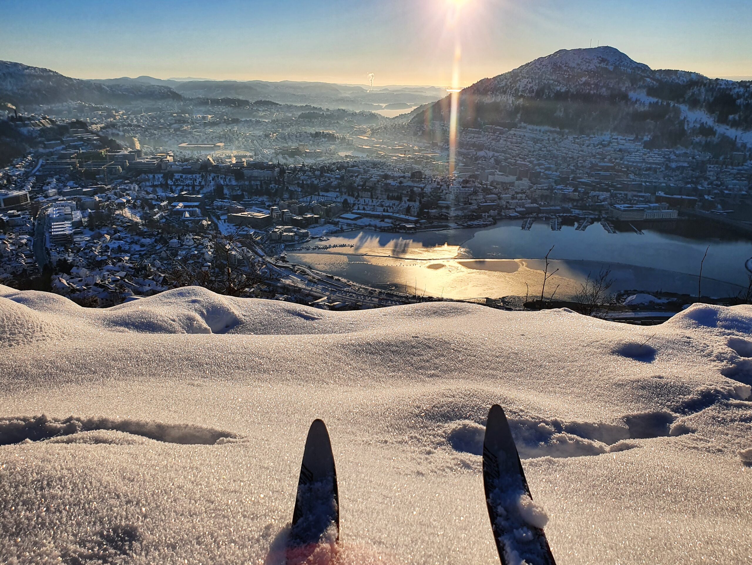 På ski i Bergen, Fløyen, Rundemanen, Lysløypen, Skiing, Norway, snow, snø