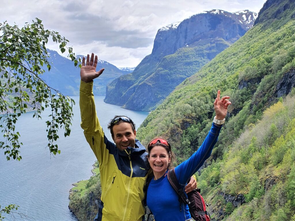fjord, hiking, aurlandfjord, bergen, 365, norge, fjelltur birgitte munch alex iversen
